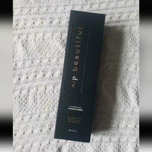 NWT NP BEAUTIFUL hydrating conditioner